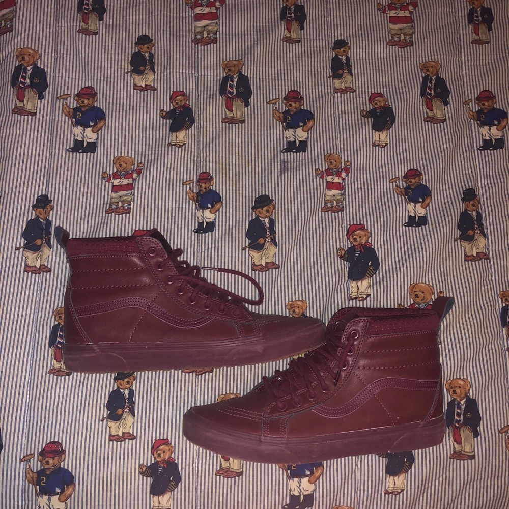 Vans vault Weatherproof snow/rain